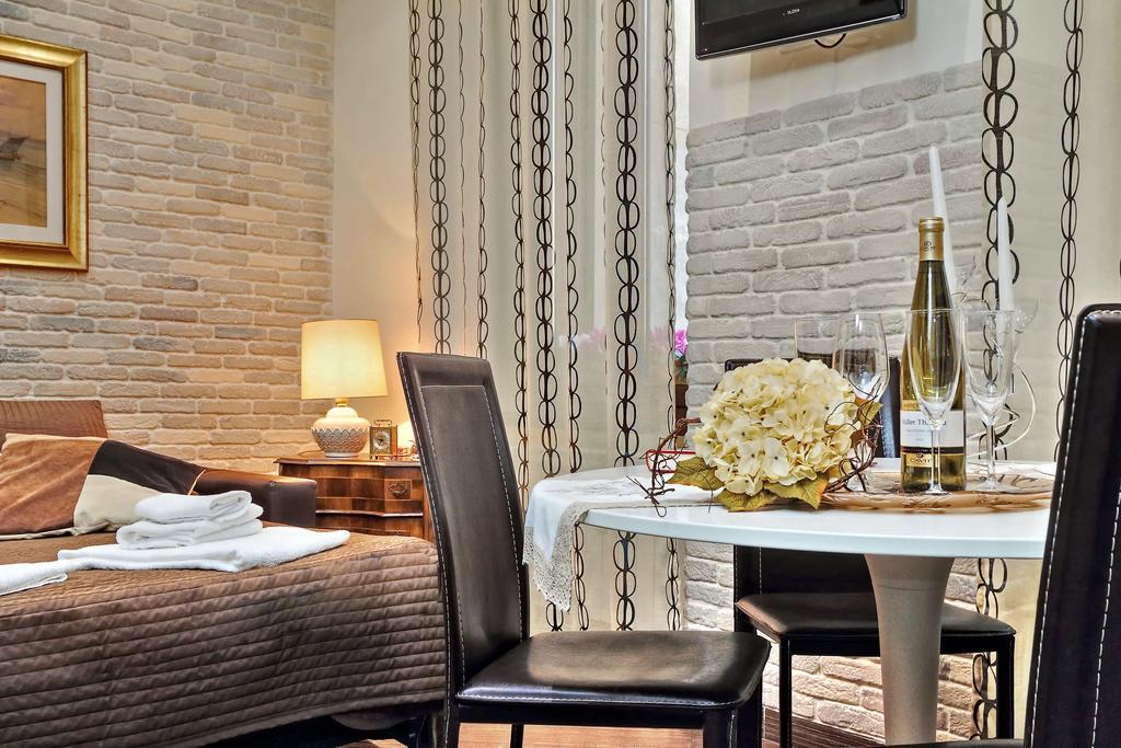 Una Notte Ai Musei Vaticani Apartment โรม ภายนอก รูปภาพ