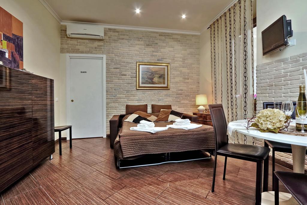 Una Notte Ai Musei Vaticani Apartment โรม ภายนอก รูปภาพ